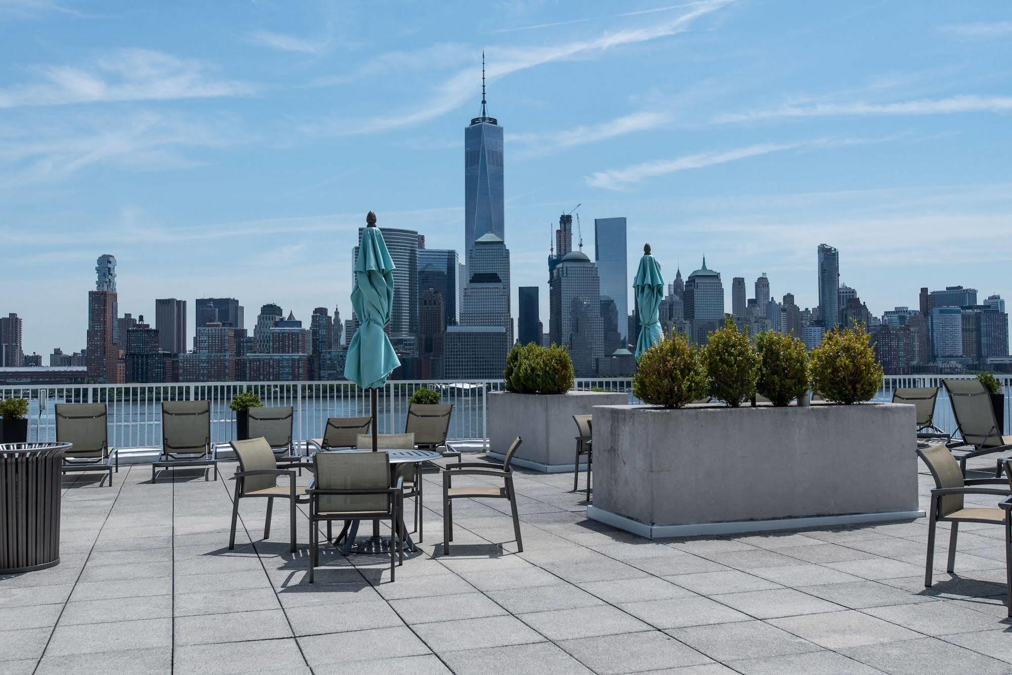 Dharma Home Suites Jc At Exchange Place Jersey City Exteriör bild