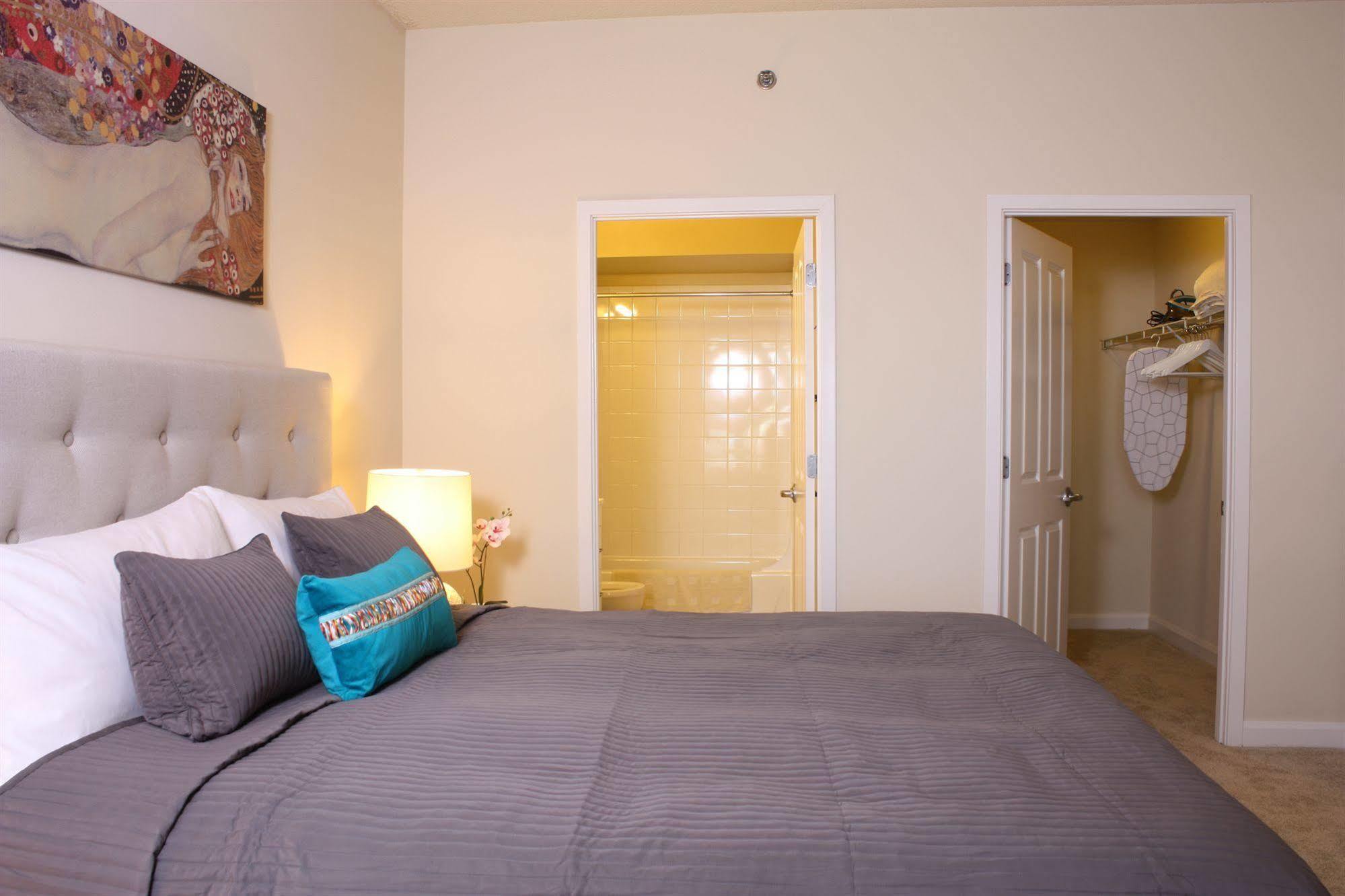 Dharma Home Suites Jc At Exchange Place Jersey City Exteriör bild
