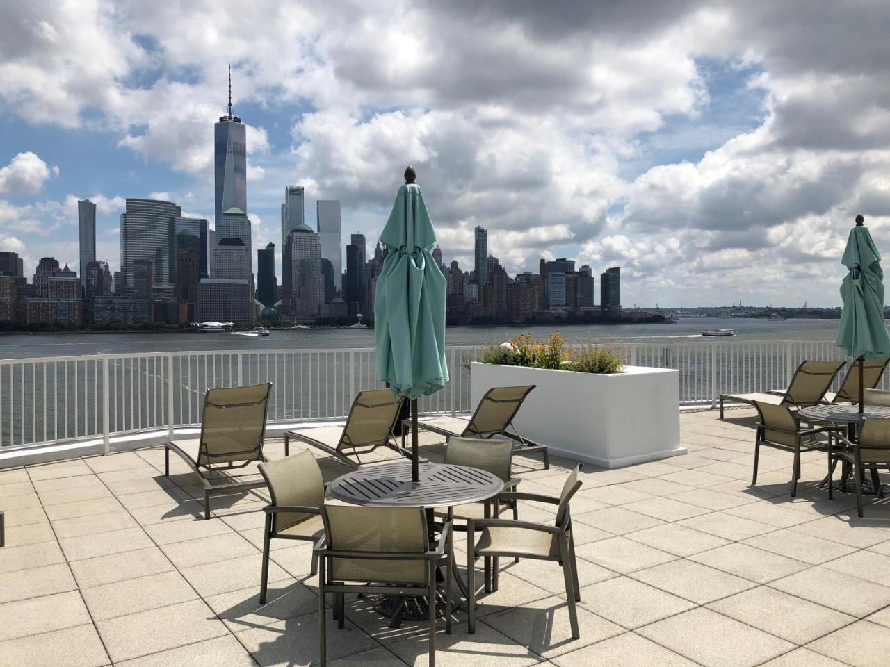 Dharma Home Suites Jc At Exchange Place Jersey City Exteriör bild