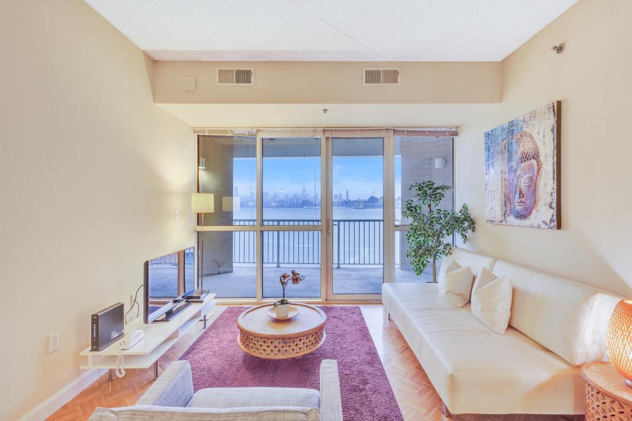Dharma Home Suites Jc At Exchange Place Jersey City Exteriör bild