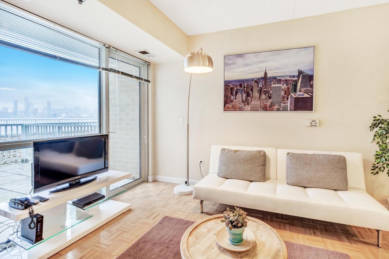 Dharma Home Suites Jc At Exchange Place Jersey City Exteriör bild