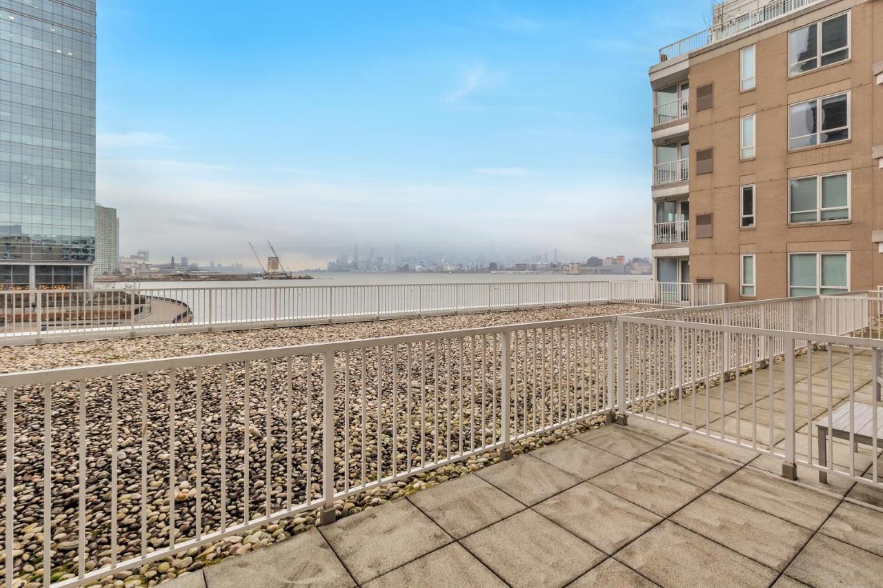 Dharma Home Suites Jc At Exchange Place Jersey City Exteriör bild